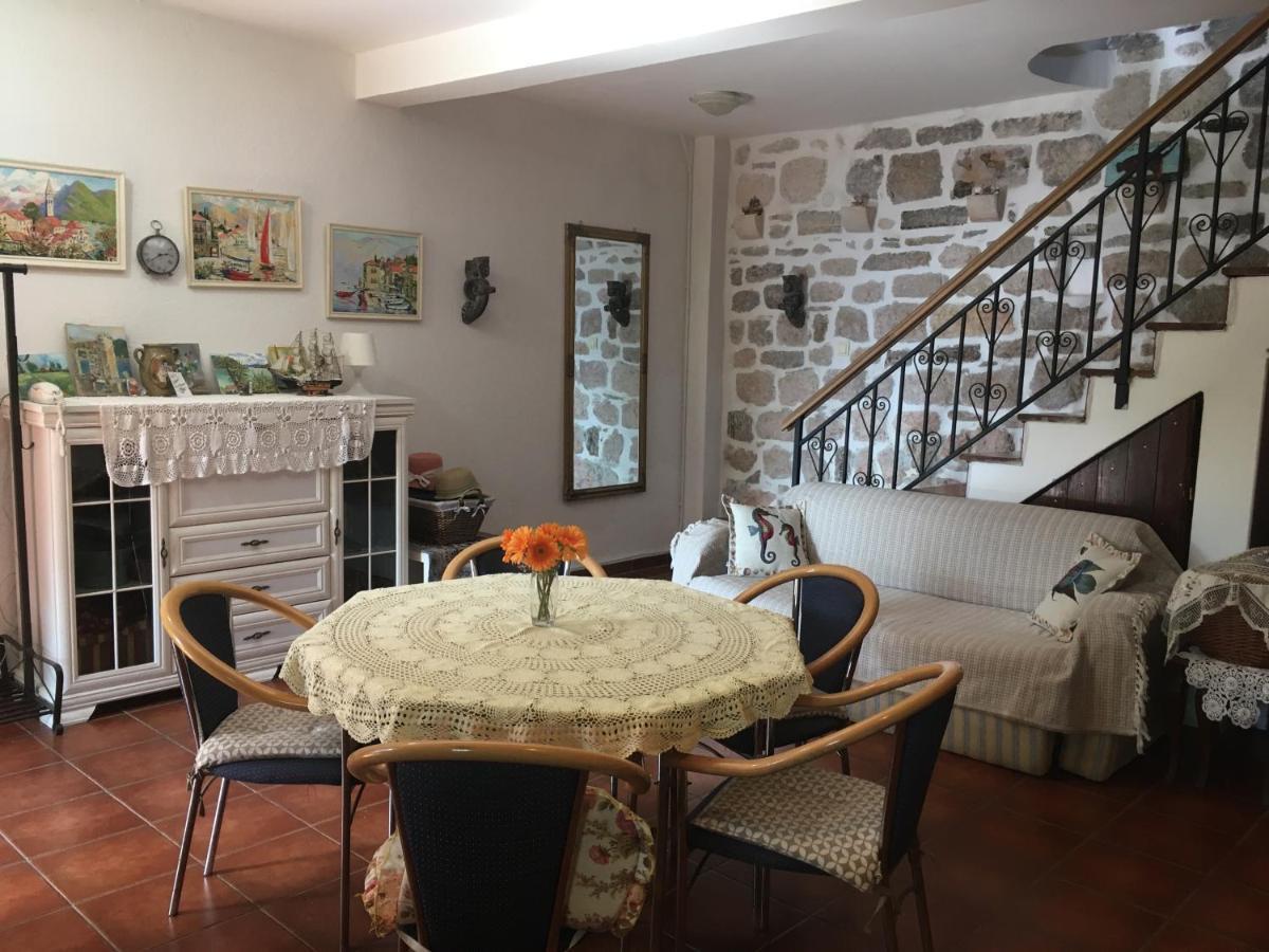 Be Happy In Perast Apartment Exterior photo
