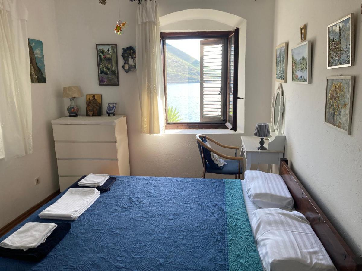 Be Happy In Perast Apartment Exterior photo